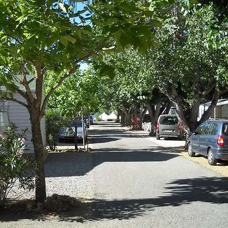 Les Fouguieres Holiday park 3*