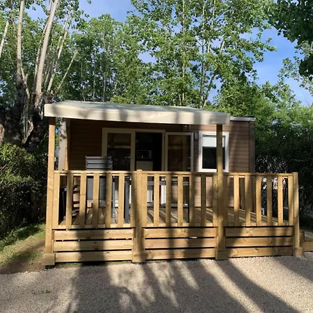 Les Fouguieres Holiday park Carces
