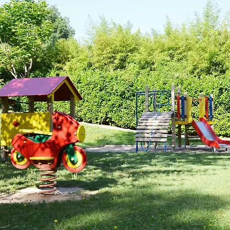 Les Fouguieres Holiday park 3*